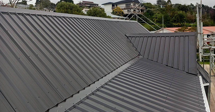 RTW Roofing provides roofing services from residential roofing and commercial roof repairs, new roofs and guttering – Kerikeri, Paihia, Russell, Kawakawa, Kaikohe & the Bay of Islands.