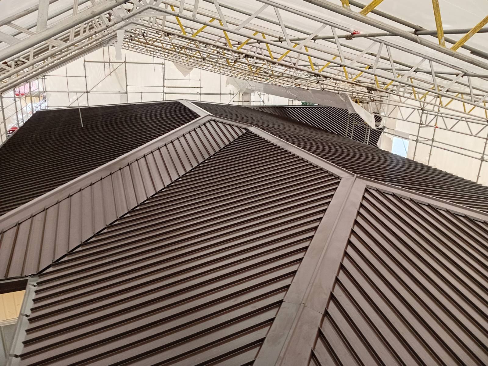 RTW Roofing provides roofing services from residential roofing and commercial roof repairs, new roofs and guttering – Kerikeri, Paihia, Russell, Kawakawa, Kaikohe & the Bay of Islands.